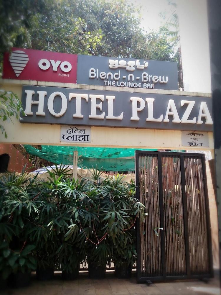 Hotel Plaza Mumbai Exterior photo