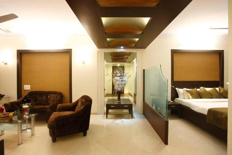 Hotel Plaza Mumbai Room photo